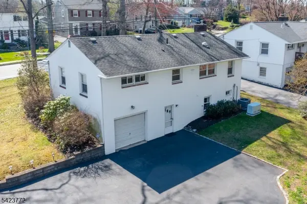 159 N Passaic Ave, Chatham Boro, NJ 07928