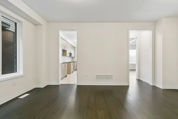 23 Mayhew LN, Hamilton, ON L0R 1C0