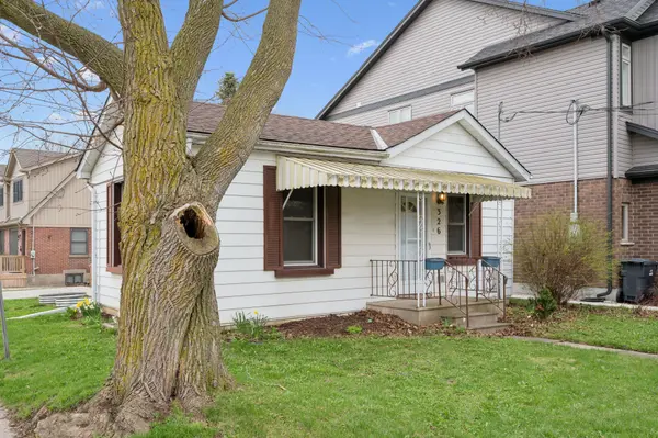 326 Exhibition ST, Guelph, ON N1H 4S2