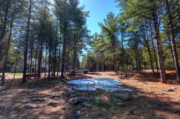 593 County 40 RD, Douro-dummer, ON K0L 2V0