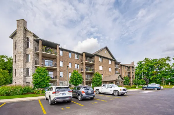 6492 GERRIE RD #207, Centre Wellington, ON N0B 1S0