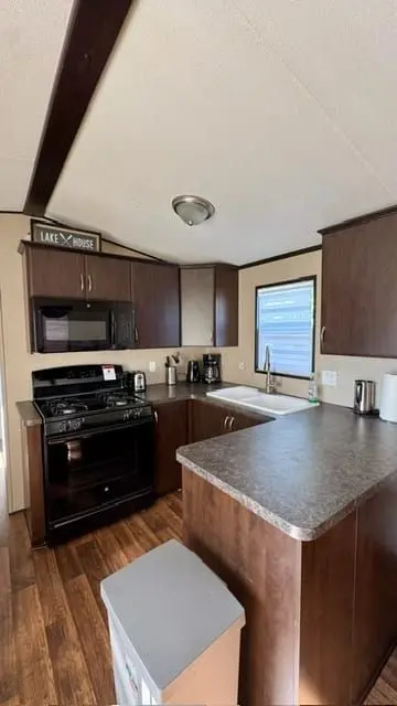 486 County RD #CKL007, Prince Edward County, ON K0K 1P0