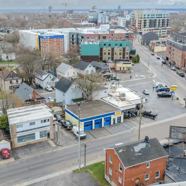 471 MacDonnell ST, Kingston, ON K7K 4W5