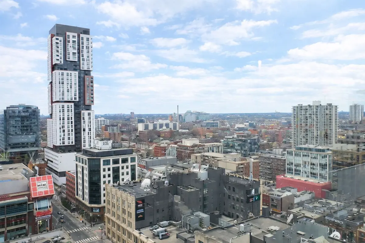 30 Nelson ST #2009, Toronto C01, ON M5V 0H4