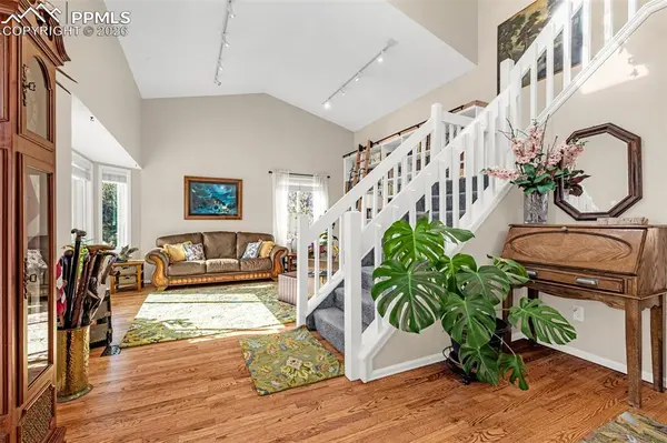 6992 Oak Valley DR, Colorado Springs, CO 80919