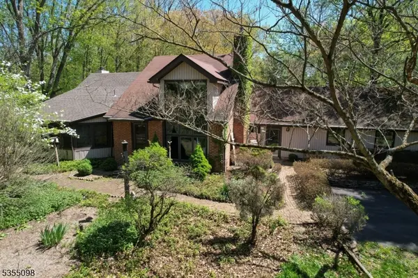 22 Pine Hill Rd, Delaware Twp., NJ 08559