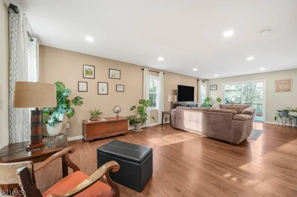 12 Montville Ave, Montville Twp., NJ 07045