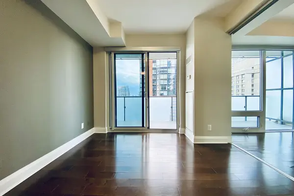 1080 Bay ST #2309, Toronto C01, ON M5S 0A5