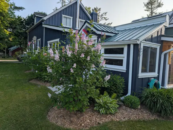 236 Phillips ST, Clearview, ON L0M 1S0