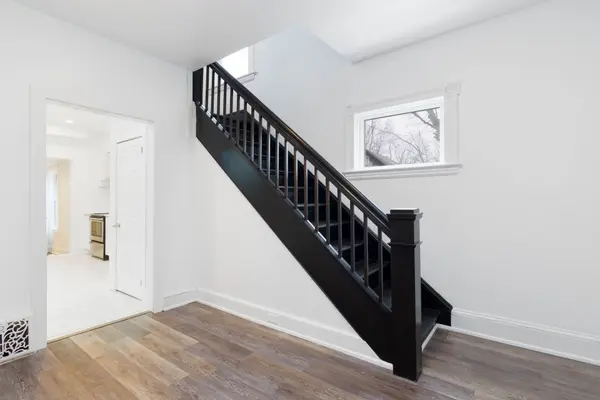 249 Harvey ST, Orillia, ON L3V 3M5