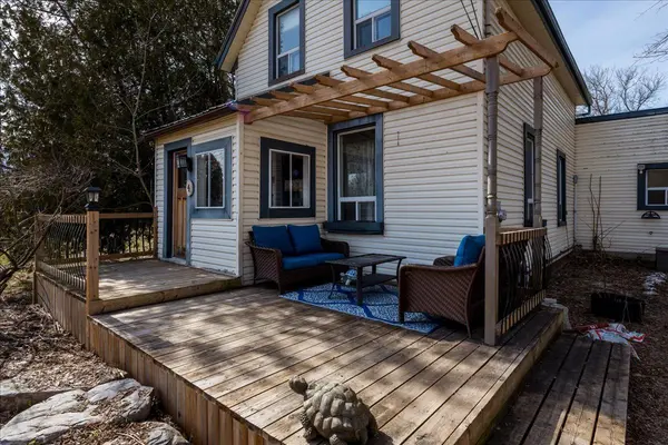 4 Gray ST, Severn, ON L0K 1E0