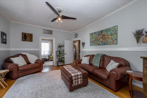 4 Gray ST, Severn, ON L0K 1E0