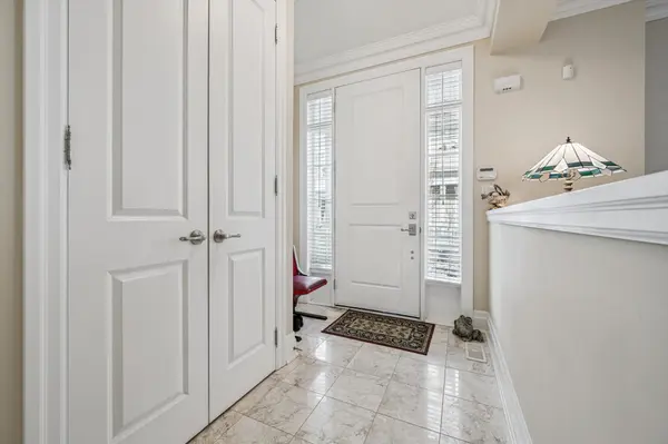 2369 Ontario ST #26, Oakville, ON L6L 1A6