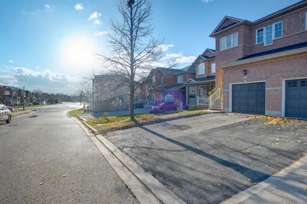 53 Silent Pond CRES, Brampton, ON L6V 4S9