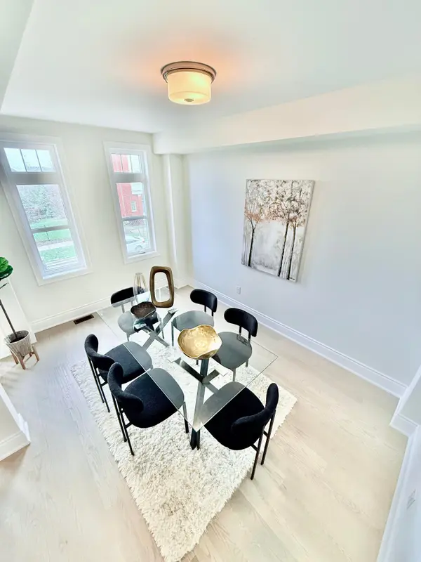 34 Foxsparrow RD, Brampton, ON L6R 4E1