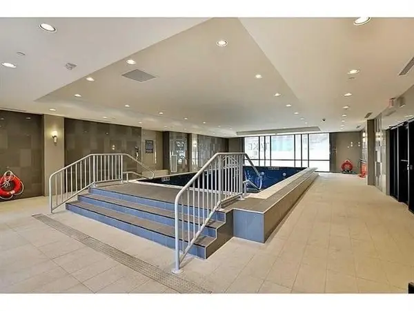 150 Main ST W #302, Hamilton, ON L8P 1H8