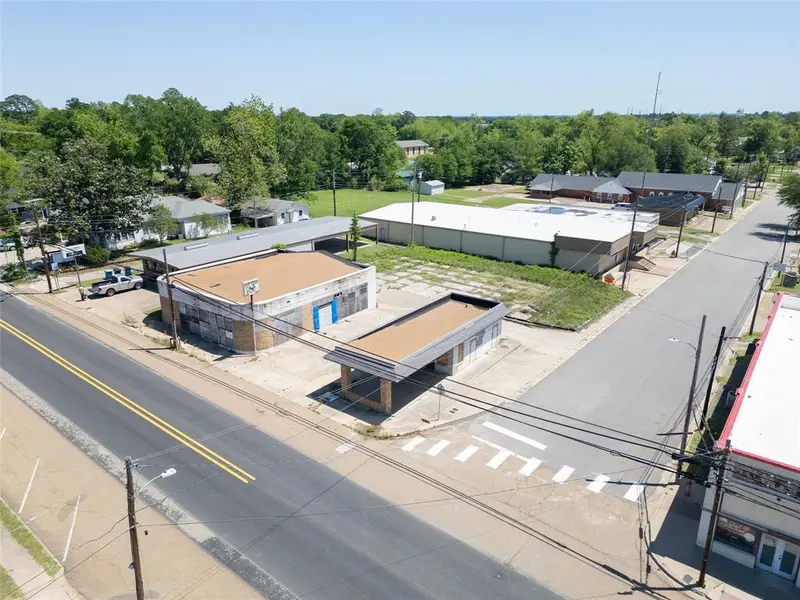 402 N Main Street, Winnsboro, TX 75494