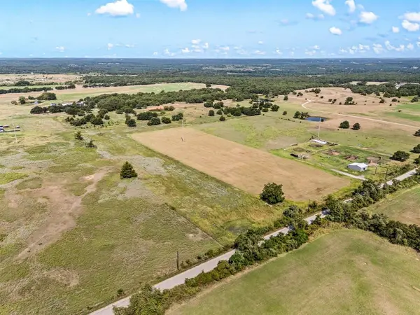 836 County Road 1895, Sunset, TX 76270