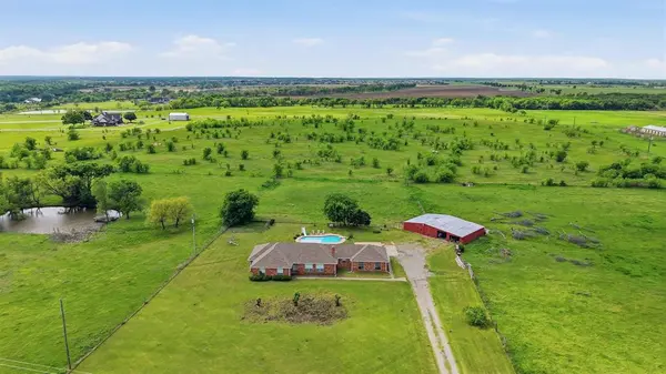 998 Bledsoe Road, Gunter, TX 75058
