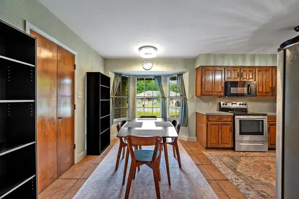 3407 Dovecreek Drive, Arlington, TX 76016