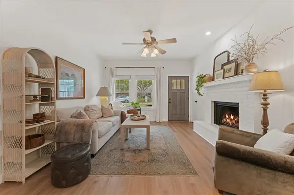 605 Meadow Lane, Roanoke, TX 76262