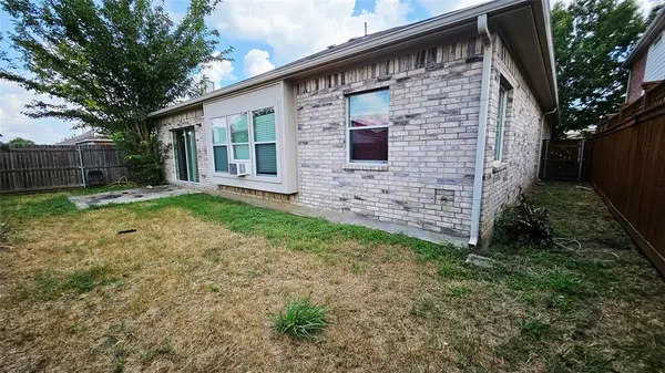 3121 Evangeline Road, Fort Worth, TX 76140