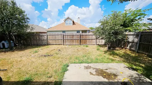 3121 Evangeline Road, Fort Worth, TX 76140