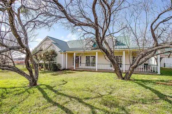 1930 Old Mineral Wells Highway, Weatherford, TX 76088