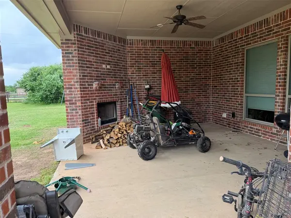 522 County Road 3386, Paradise, TX 76073