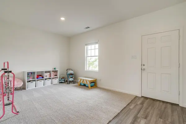 8300 Stovepipe Drive, Fort Worth, TX 76179