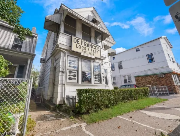 447 Mcbride Ave, Paterson City, NJ 07501