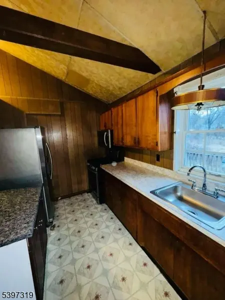 214 Mohican Rd, Vernon Twp., NJ 07422