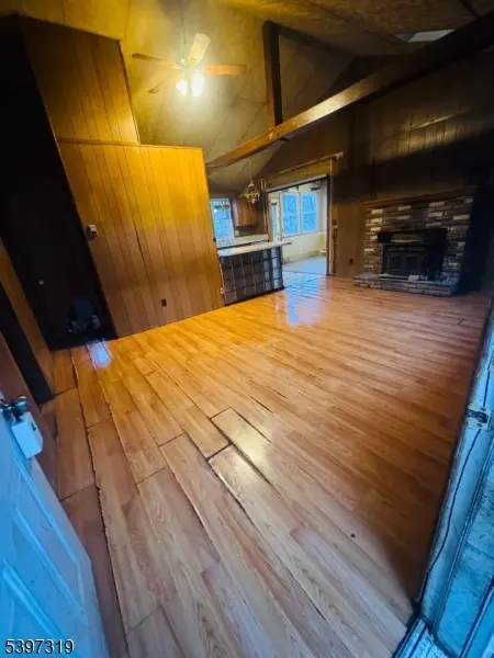 214 Mohican Rd, Vernon Twp., NJ 07422