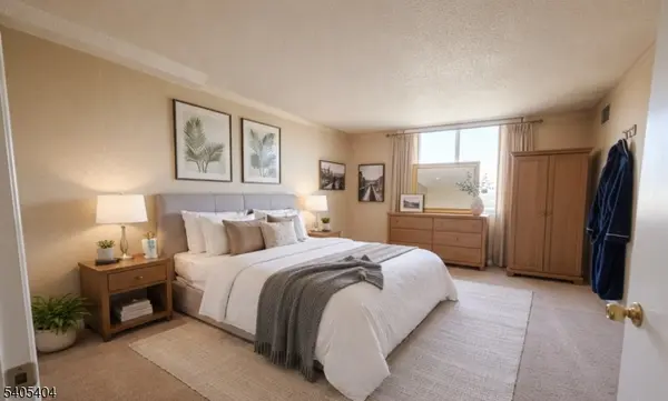 1527 Harmon Cove Tower, Secaucus Town, NJ 07094