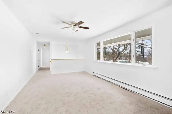 2 Beemer Rd, Wantage Twp., NJ 07461