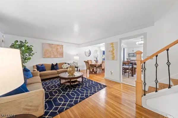 463 W 6Th Ave, Roselle Boro, NJ 07203