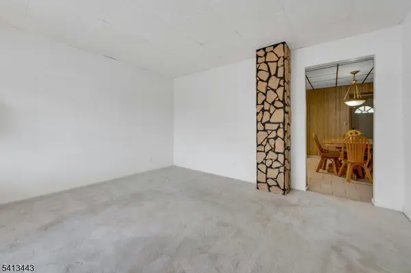 712 Meyer Ave, Lyndhurst Twp., NJ 07071