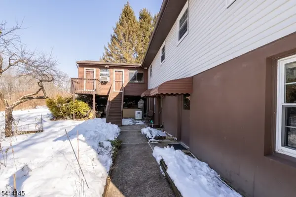 327 Mountain Lake Rd, Liberty Twp., NJ 07838