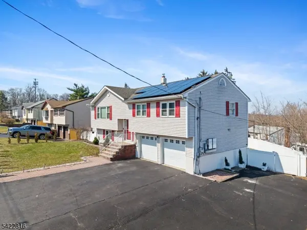 1 North Way, Hopatcong Boro, NJ 07843