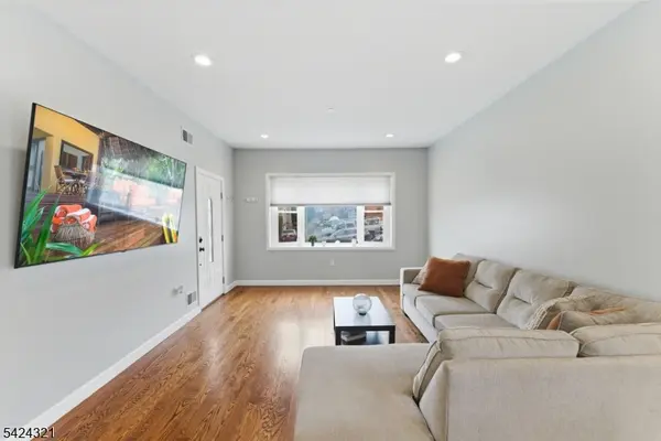 554 Kingsland Ave, Lyndhurst Twp., NJ 07071