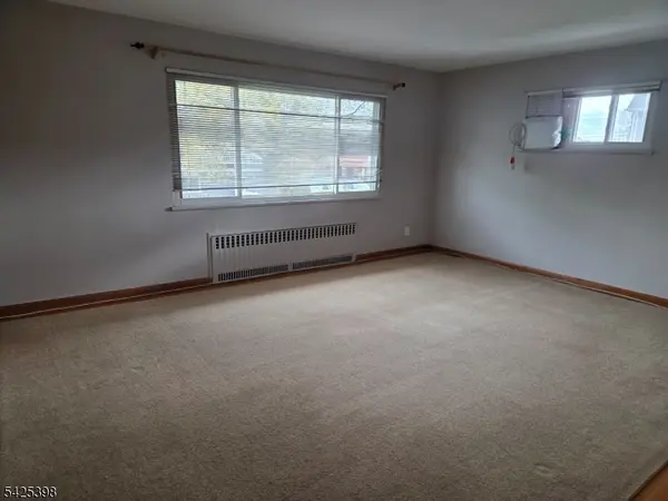 144 Raphael Rd, Totowa Boro, NJ 07512