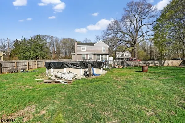 664 Chestnut St, Monroe Twp., NJ 08094