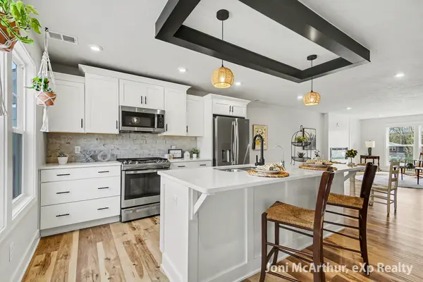 6652 S South Square LN NE #49, Cannon Twp, MI 49341