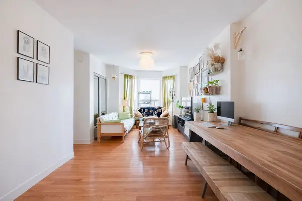 1206 Ossington AVE, Toronto C02, ON M6G 3W1