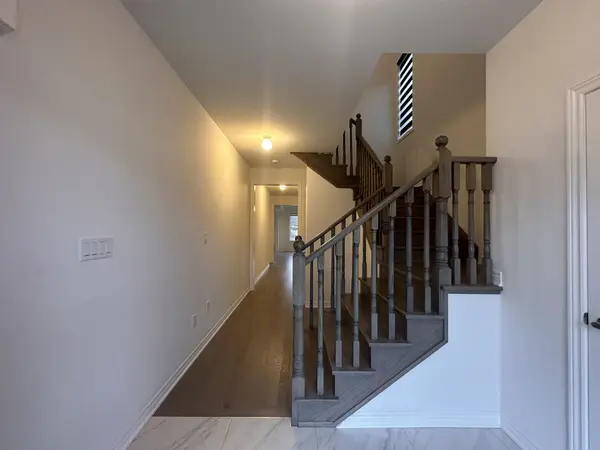 1266 Talisman MNR, Pickering, ON L1V 2P8