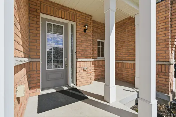 113 Collier CRES, Essa, ON L3W 0M9