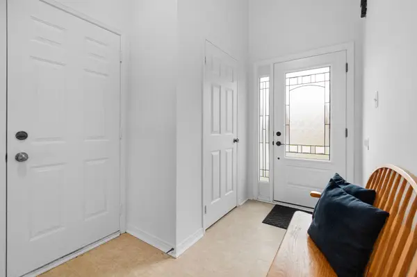 7 Carmichael CT, Orillia, ON L3V 7R6