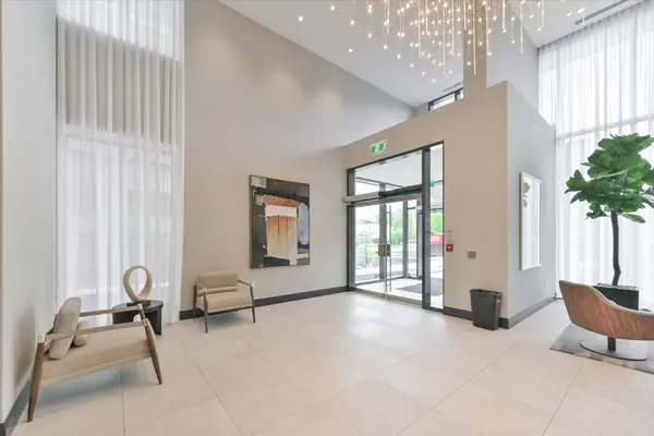 293 The Kingsway N/A #322, Toronto W08, ON M9K 3A9