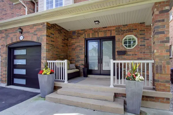 3260 Respond RD, Mississauga, ON L5M 7X4