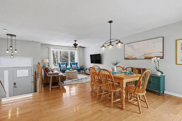 266 Clifford Campbell ST, Carp - Dunrobin - Huntley - Fitzroy And Area, ON K0A 1X0